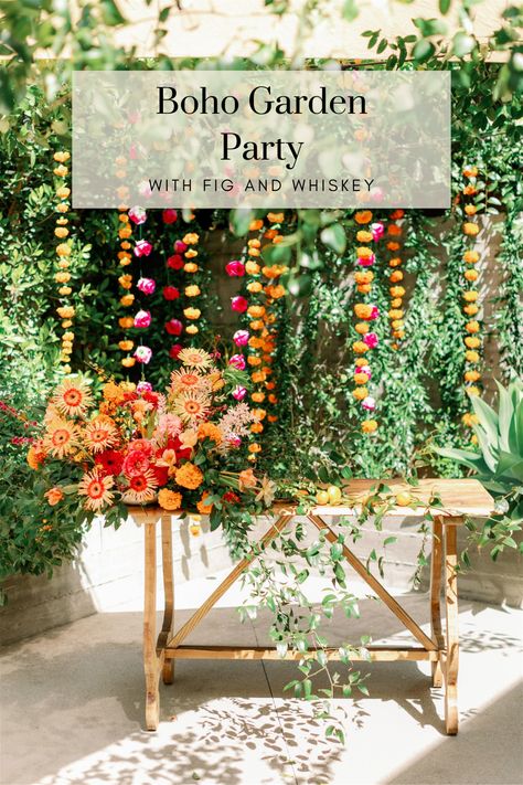 Decorating For Garden Party, Boho Parties Ideas, Outdoor Spring Party Decor, Boho Party Theme Ideas, Outdoor Boho Party Decor, Backyard Tent Party Ideas, Decorate Garden Ideas, Boho Backyard Party Decor, Backyard Garden Party Decorations