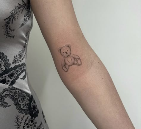 Childhood Stuffed Animal Tattoo, Plushie Tattoo, Stuffed Animal Tattoo, Baby Bear Tattoo, Cute Small Tattoo Ideas, Teddy Bear Tattoo, Koala Tattoo, Tattoo Placements, Framed Tattoo