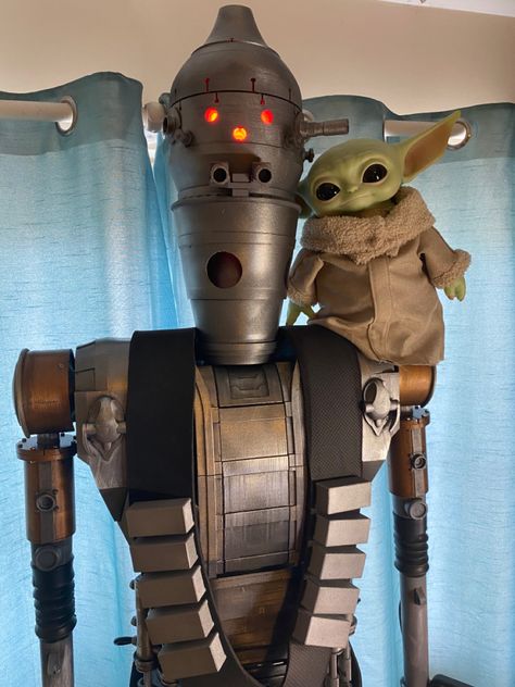 Mandalorian Ig-11, Ig-11 Droid, Ig 11, Ig 88, Mandalorian Costume, Hugo Pratt, Star Wars Decor, Star Wars Diy, Star Wars Droids