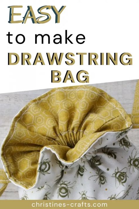 How to Make a Fully Lined Drawstring Bag with Boxed Bottom Diy Fabric Drawstring Gift Bags, Easy Lined Drawstring Bag Tutorial, Drawstring Pouch Pattern Free, Fabric Gift Bags Diy, Bag Making Ideas, Lined Drawstring Bag, Drawstring Bag Diy, Large Drawstring Bag, Drawstring Bag Tutorials