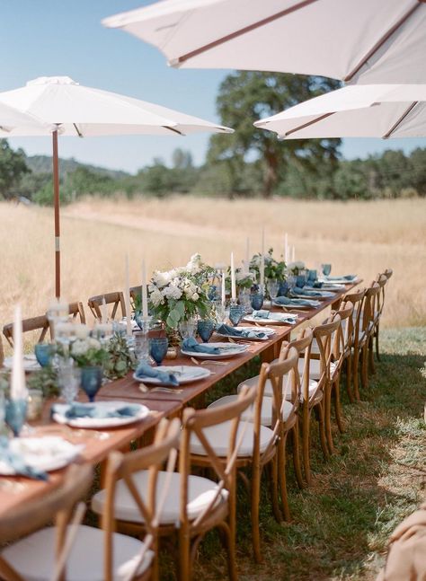 Simple Tablescapes Wedding, Soft Blue Color Palette, Wedding Pops, Soft Blue Wedding, French Blue Wedding, Blue Table Settings, Wedding Locations California, Beachy Wedding, Light Blue Wedding