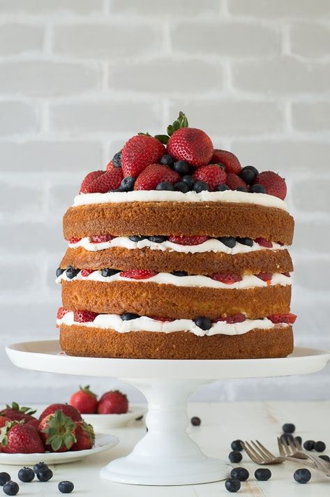 Vanilla and Fresh Berry Naked Cake - 4 layer vanilla cake filled with fresh berries! 16 Cake, Bread And Butter Pudding, French Patisserie, Berry Cake, Naked Cakes, Layered Cake, Cupcake Cake, Cake Frosting, Food Cakes