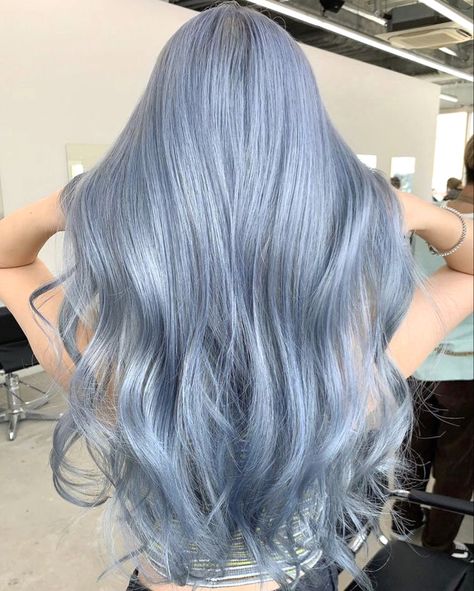 Chic Hair Color, Icy Blue Hair, Silver Blue Hair, Blue Grey Hair, Fall Blonde Hair Color, Fall Blonde Hair, Light Blue Hair, Chic Hair, Tumblr Hair