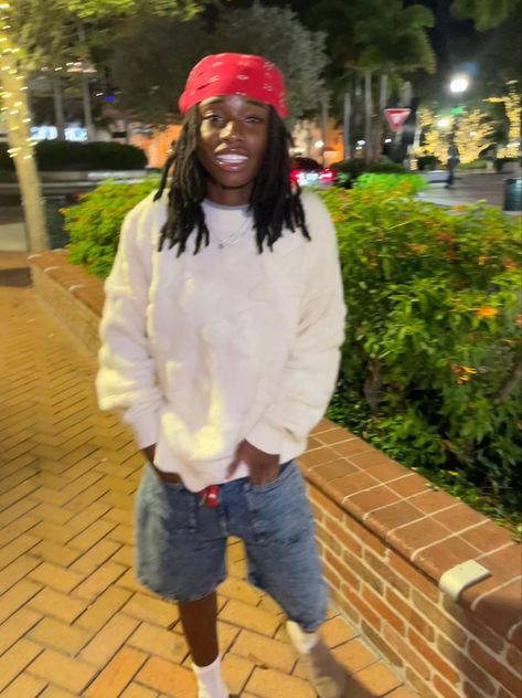 Stud Outfits Female Formal Tomboy, Locs With Beanie, Fine Studs With Dreads, Dreadhead Studs, Stud With Locs, Studs With Locs, Black Masc Women, Stud Outfits Female School, Stud Lesbian Style