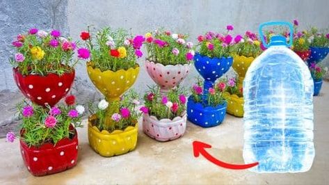 Recycle Plastic Bottles into Two-Tiered Flower Pots | DIY Joy Projects and Crafts Ideas Plastic Soda Bottle Crafts Diy, Garden Ideas With Plastic Bottles, Plastik Recycling, Plastic Bottle Planter, Homemade Fondant, Plastic Bottle Crafts Diy, Water Bottle Crafts, Plastic Bottle Flowers, Plastic Bottle Art