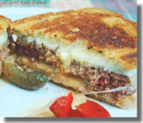 Patty Melt: A Lunch Counter�Favorite Turkey Patty Melt Recipe, Melts Sandwich, Basil Tofu, Grilled Cheese Burger, Crockpot Vegan, Burger Patty Recipe, Patty Melt Recipe, Easy Burger Recipe, Grilled Turkey Burgers