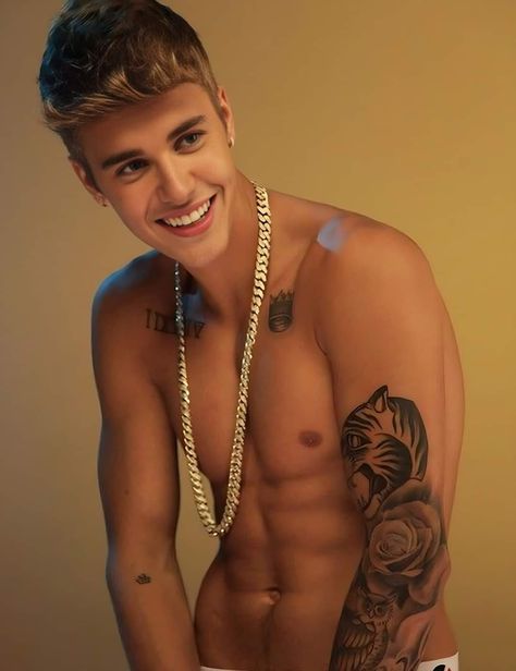 Justin Beiber Shirtless, Justin Bieber Music, Justin Baby, All About Justin Bieber, Fragrance Campaign, Justin Bieber Wallpaper, Male Celebrity, Justin Bieber Photos, Justin Bieber Pictures