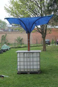 STAND-ALONE RAINWATER COLLECTOR Water Collection System, Water Catchment, Rain Harvesting, Rain Collection, Water Collection, Rainwater Harvesting, Rain Barrel, Have Inspiration, Rain Water Collection