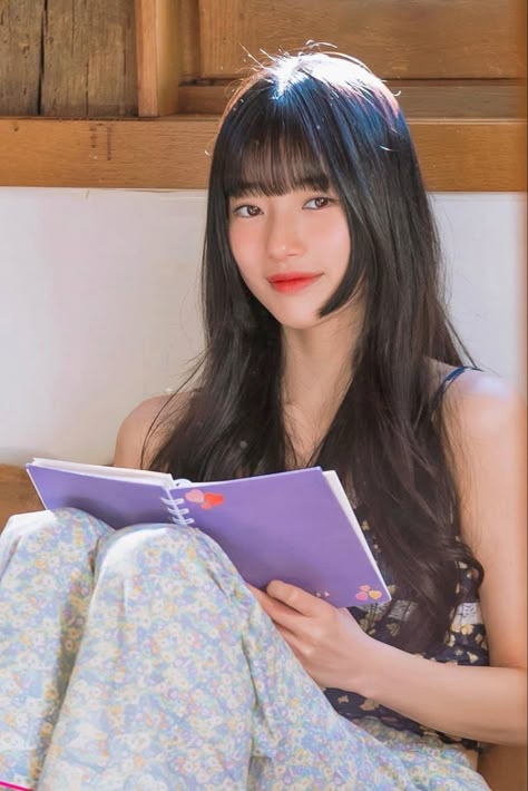 Doona Bae Suzy, Hime Haircut, Lee Doona, Hime Cut, Easy Girl, Suzy Bae, Haircut Inspo, Performance Hairstyles, Business Credit