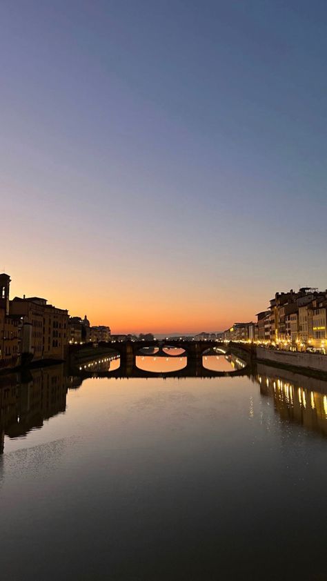 Florence Italy Aesthetic, Florence Aesthetic, Florence Sunset, Travel Motivation, Italy Aesthetic, Europe Summer, City Aesthetic, Florence Italy, Pretty Places