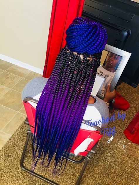 Pinterest: @ prettiiegorgeous ♥ Purple And Black Braids, Triangle Braids, Blonde Box Braids, Big Box Braids, Long Box Braids, Box Braids Styling, Girls Hairstyles Braids, Beautiful Braids, Cornrows Braids