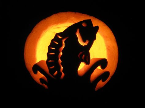 15 "Fishing" Pumpkin Carvings You Have To See To Believe Carved Pumpkin Faces Ideas Cute, Fish Carved Pumpkin, Fishing Pumpkin Carving, Fish Pumpkin Carving Ideas, Fishing Pumpkin, Fish Pumpkin Carving, Animal Pumpkin Carving, Pumping Carving, Skeleton Stencil