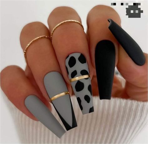 Matte Nail Ideas, Nails Grey, Grey Nail Designs, Wow Nails, Matte Nail, Matte Nails Design, Unique Acrylic Nails, Black Nail, Nails Black