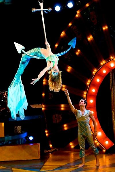 aerial mermaid Circus Mermaid, Aerial Mermaid, Backdrop Painting, Trapeze Circus, Circus Ideas, Circus Ringmaster, Pole Dancing Videos, Aerial Costume, Circus Aesthetic