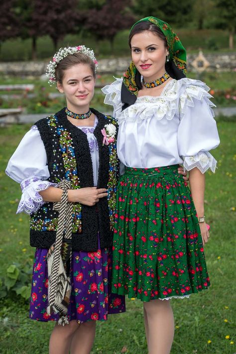 People of Maramures Romania People, Peasant Costume, Romanian Blouse, Bucharest Romania, Folk Costume, Vogue Magazine, Floral Crown, Eastern Europe, Jean Paul Gaultier