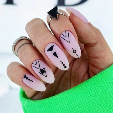 Boho Nails, Mens Nails, Geometric Nail Art, Geometric Nail, Nail Design Inspiration, Almond Nails Designs, Her Nails, Black Nail, Chic Nails