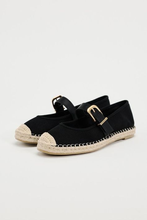 Espadrilles Style, Black Espadrilles, Mary Jane Flats, Flat Espadrille, Zara United States, Shoes Trainers, Swimwear Accessories, Trouser Jeans, Mary Janes