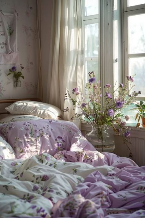 29 Lavender Boho Bedroom Ideas 22 Purple And Green Room, Lavender Boho Bedroom, Lilac Bedroom, Lavender Bedding, Lavender Bedroom, Lavender Room, Floral Bedroom, Botanical Theme, Purple Rooms