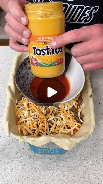 Food Dudes on Instagram: "Doritos Pie casserole #easyrecipe #onepanmeal #mexicanfood" Dorito Pie Casserole, Cheap Easy Dessert, Quick Finger Food Ideas, Food Dudes Cook, Doritos Pie, Mexican Style Pizza, Food Dudes, Casserole Mexican, Cheap And Easy Meals