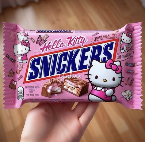 Hello Kitty Snacks, Hello Kitty Food, Candy Aesthetic, Snickers Chocolate, Images Hello Kitty, Hello Kitty Merchandise, Hello Kitty Makeup, Hello Kitty Rooms, Kawaii Cooking