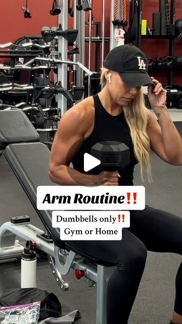 Leslie Ann Official | Fitness Coach💜 on Instagram: "🔗in bio for 1:1 coaching‼️💪 LOVE dumbbells‼️😊 #armday #armdayworkout #armworkout #armexercises #biceps #bicepsworkout #triceps #tricepworkout #dumbbellsworkout #athomeworkouts #weightliftingwomen #femalebodybuilding #onlinefitnesscoach #fyppppppppppppッ" Tricep And Shoulder Workout, Tricep Workout Women, Dumbbell Bicep Workout, Workouts Arms, Beginner Workout Schedule, Arm Workout Gym, Arm Day Workout, Big Biceps Workout, Back And Bicep Workout