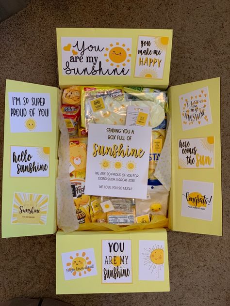 Your future so bright - Box of sunshine graduation gift! Grade 8 Graduation Gift Ideas, Box Of Sunshine Gift, Care Package Decorating, 8th Grade Graduation, Box Of Sunshine, Wedding Boxes, 8th Grade, Birthday Surprise, Care Package