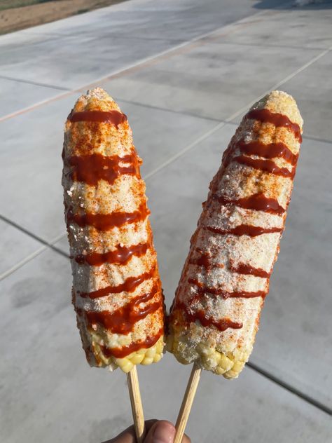 street food Elotes Preparados, Valentina Hot Sauce, Mexican Street Corn Elote, Mexican Snack Foods, Corn Elote, Food Shoot, Mexican Snacks, Hot Sauce Recipes, Jewelry Piercing