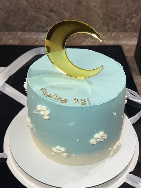 #taylorswiftedit #taylorswiftaesthetic #feeling22 #cake #cakeideas #aesthetic #the1989 #taylorswiftlyrics Feeling 22, Taylor Swift Lyrics, Birthday Cake, Instagram Photos, Photo And Video, Instagram Photo, Cake, Birthday, Instagram