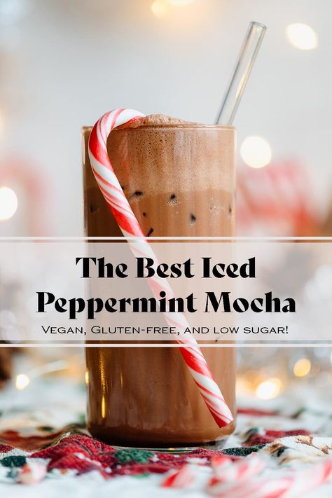 Iced Peppermint Mocha, Holiday Coffee Drinks, Peppermint Mocha Creamer, Peppermint Mocha Recipe, Mocha Drink, Iced Chocolate, Peppermint Coffee, Starbucks Peppermint Mocha, Frosted Coffee