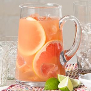 Print This Recipe | Hannaford Cocktail Recipes Pitcher, Paloma Recipe, Pitcher Cocktails, Booze Drink, Paloma Cocktail, Printable Recipes, Mix Drinks, Cocktail Pitcher, Grapefruit Soda