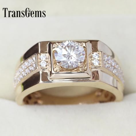 Grooms! Your Search For The Perfect Engagement Ring Design Ends Here! Color Wedding Ring, Mens Gold Diamond Rings, Mens Rings Wedding Diamond, Mens Ring Designs, Couple Ring Design, Engagement Rings Couple, Diamond Rings Design, Mens Gold Jewelry, Yellow Engagement Rings