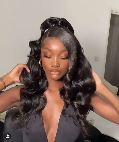 Prom Hairstyles Down Black Women, Formal Wig Styles, Hair Styles For 18th Birthday, Cute Hairstyles For Formal, Matric Dance Hairstyles For Black People, Black Girls Prom Hairstyles, Matric Dance Nails, Prom Hairstyles For Black Women Classy, Formal Hairstyles Black Women