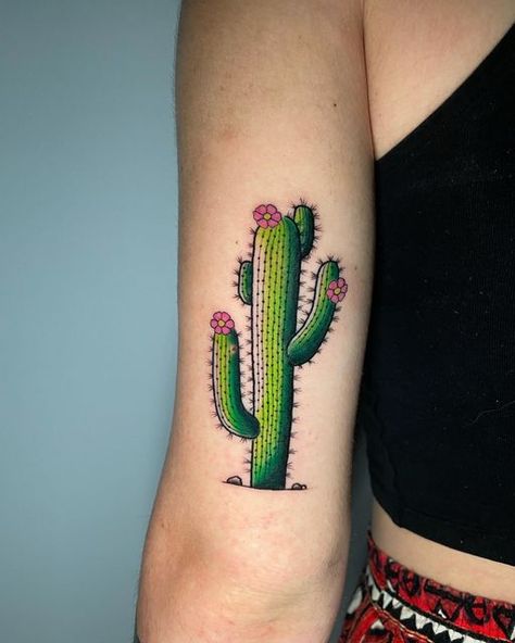 ✦ ₱łƵ Ŧ₳ŦŦØØ ✦ on Instagram: "🌵 Cactus 🌵 . ⬇️⬇️⬇�️⬇️⬇️⬇️ . . . #pizztattoo #cactus #cactustattoo #traditionaltattoo #traditionalart #tattoo #tattooed #worldfamousink #cuneoink #picoftheday #tattoooftheday" Cactus Tattoo Color, Bloom Tattoo, Arizona Tattoo, Cactus Tattoo, Wicked Tattoos, Cool Small Tattoos, Birds Tattoo, Body Tattoos, Body Mods