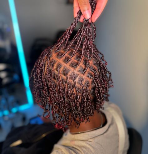 ➡️SWIPE FOR THE BEFORE😍😍 Ready to start yours locs ?! Starter Locs: Two-Strand Twist Grid: Diamond Parts ✨ Loc Count: 90-110 . . #atllocs #locs #locstyles #atllocstylist #atlantalocs #atlloctician #naturalhair #locnation #atldreads #starterlocs #loctician #explorepage #loclivin #locstylesforwomen #locjourney #atlantahairstylist #atlbraids #atlanta #locsatlanta #locstylesformen #retwist #atlhairstylist #atlantahair #dreads #atlhair #locsatl #atlantaloctician #menwithlocs #instantlocs #women... Started Locs, Two Strand Starter Locs, Loc Count, Starter Locs 4c Hair, Locs Two Strand Twist, Locs Starter, Loc Styles For Men, Two Strand Twist, Starter Locs