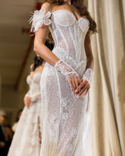 NYBFW ⠀⠀⠀⠀⠀⠀⠀⠀⠀ Give me all the lace ⠀⠀⠀⠀⠀⠀⠀⠀⠀ @galialahav #nybfw #nylbfw #sohonyc #galialahav #weddingdress #weddingfashion #vogue Exotic Wedding Dress, Galia Lahav Bridal, Winter Wedding Gowns, Embroidered Wedding Gown, Galia Lahav Wedding Dress, Atlanta Photography, Galia Lahav, Ceremony Dresses, Fashion Gowns