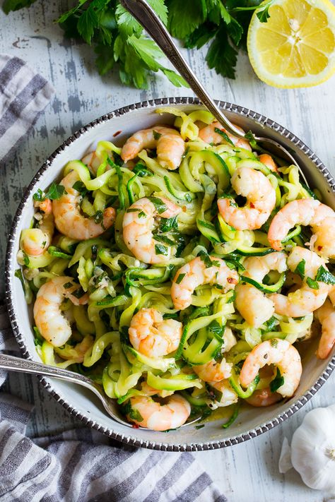 paleo shrimp scampi with zucchini noodles Shrimp Scampi With Zucchini Noodles, Shrimp Zucchini Recipes, Shrimp Zucchini, Paleo Zucchini, Healthy Breakfast Bowl, Keto Shrimp Recipes, Prawn Recipes, Healthy Shrimp, Paleo Lunch