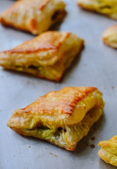 Chinese Curry Puffs with Beef - The Woks of Life Chinese Curry, Curry Puff Recipe, Curry Puffs, Woks Of Life, The Woks Of Life, Mapo Tofu, Ground Meat Recipes, Puff Recipe, Beef Curry