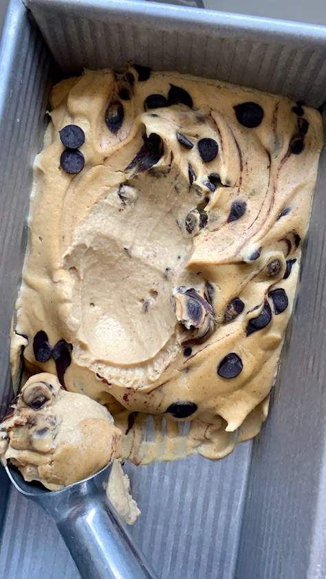 Vegan Ice Cream Recipes Healthy, Vegan Chickpea Ice Cream, Chickpea Ice Cream Vegan Recipes, Chickpea Ice Cream, Chickpea Dessert Recipes, Plant Based Ice Cream, Healthier Ice Cream, Ice Cream Cookie Dough, Chickpea Cakes