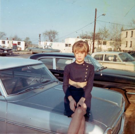 30 Cool Photos of ’60s Young Ladies in Short Skirts ~ Vintage Everyday 60s Magazine, Childhood Memories 60's, 60s Fashion Vintage, 60s Photos, Found Photos, Huge Hair, 70s Photos, 60s Women, Skirts Vintage