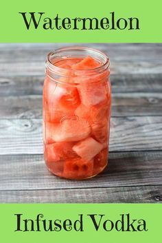 watermelon infused vodka is the perfect refreshing cocktail!! Watermelon Liquor, Moonshine Drinks, Apple Pie Moonshine Drinks, Cocktails Vodka, Vodka Cocktails Easy, Infused Liquors, Summer Vodka Cocktails, Tequila Recipe, Vodka Lime