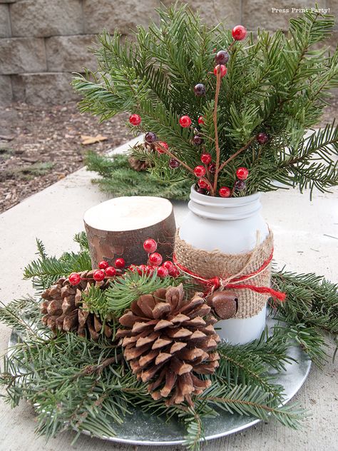 Rustic Christmas Centerpiece - Rustic Owls - Free Printable - By Press Print Party! Christmas Centerpiece Diy, Christmas Party Centerpieces, Rustic Christmas Party, Party Centerpieces Diy, Christmas Luncheon, Ward Christmas Party, Centerpiece Diy, Christmas Party Table, Xmas Design