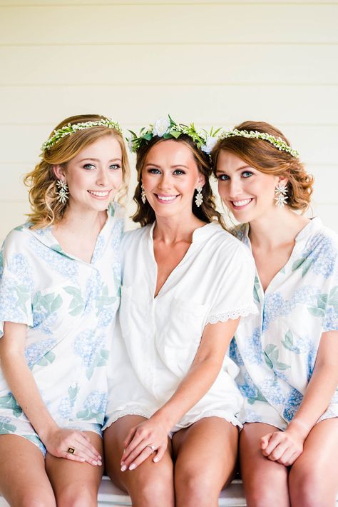 Southern Style Wedding, Mismatched Dresses, Wedding Planning Details, Jordan Photography, Luxury Pajamas, Art Of Beauty, Wedding Party Photos, Bridesmaid Style, Nc Wedding