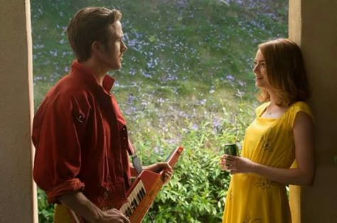 Ryan gosling emma stone  la la land still Laurence Anyways, Here's To The Fools Who Dream, Damien Chazelle, Райан Гослинг, Gonna Love You, Septième Art, I Love Cinema, Movie Shots, Fav Movies