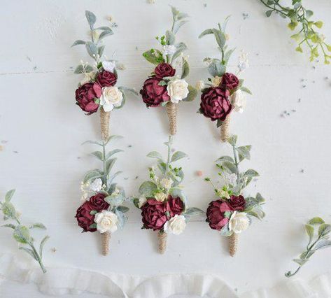 Burgundy boutonniere, White Button hole, Groomsman boutonniere, Summer Spring wedding, Woodland wed Entourage Flowers, Burgundy Boutonniere, Groomsman Boutonniere, Boutonniere White, Floral Boutonniere, Wedding Woodland, Light Burgundy, White Boutonniere, Rustic Boutonniere