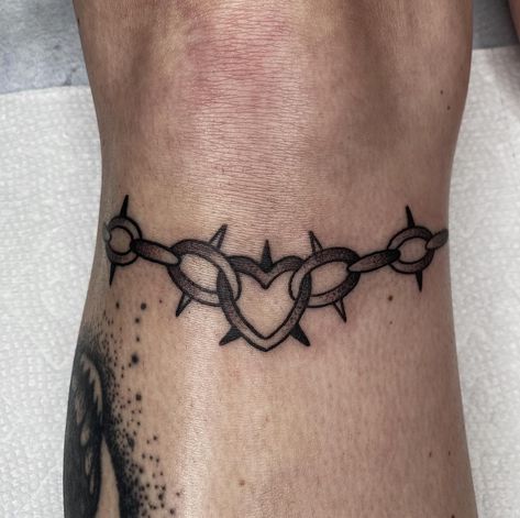 Matching knee wreaths from my flash! Thanks for looking 🖤⛓️ *other tattoos not by me Barbwire Knee Tattoo, Matching Knee Tattoos, Over The Knee Tattoo Words, Knee Tattoo Words, Over The Knee Tattoo, The Knee Tattoo, Tattoo Words, Knee Tattoos, Knee Tattoo