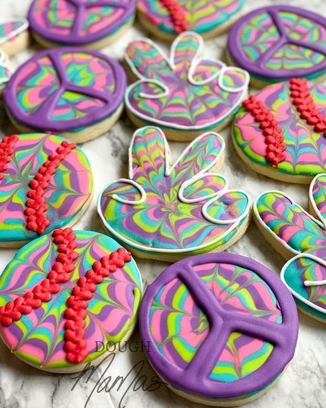 Softball Cookies, Cookies For Birthday, Mad Hatter Day, World Vegetarian Day, Groovy Birthday, Bakery Ideas, Fun Birthday Party, Sponge Bob, Cookie Inspiration