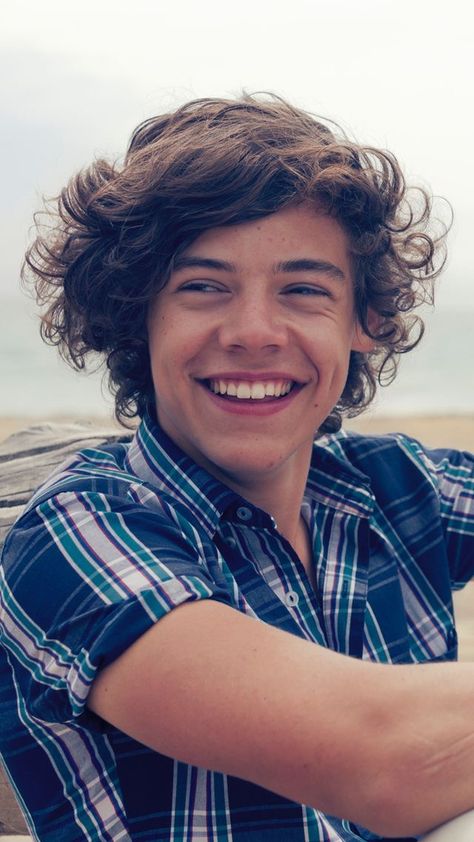 Harry Styles 2010, Harry Styles 2011, 100 Quotes, Holmes Chapel, What Makes You Beautiful, Harry Styles Cute, Harry Styles Wallpaper, Frat Boy, One Direction Harry