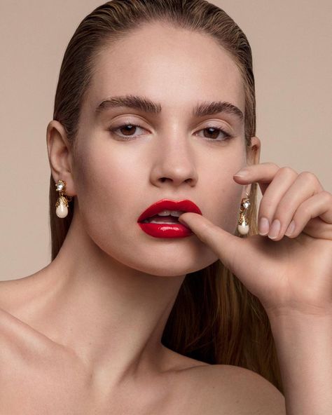 Lily James Burberry Matte Glow Campaign | Fashion Gone Rogue Burberry Fragrance, Burberry Beauty, Stylish Leather Bags, Fragrance Ad, Celebrity Faces, Campaign Fashion, Glow Foundation, Lip Lacquer, Lily James