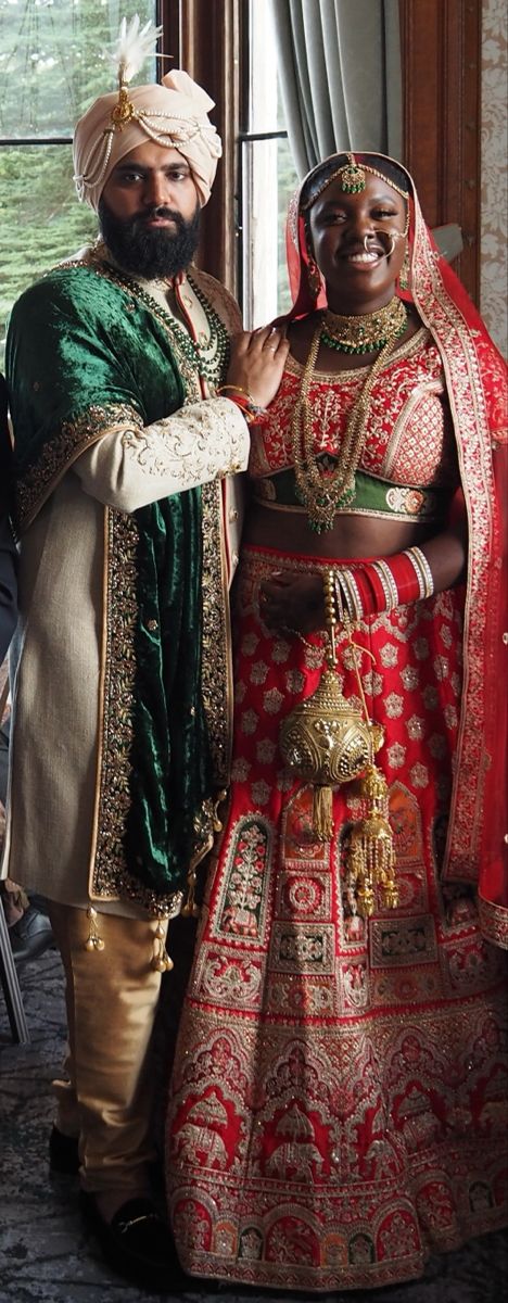 Indian Man And Black Woman, Black Woman Indian Man, Couple In Traditional Wear, Blindian Couples, Black Bueaty, Tamela Mann, Swirl Couples, Interacial Couples, Black Indians