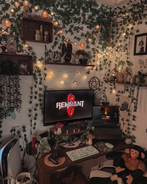 Fairycore Office Ideas, Forest Desk Aesthetic, Skyrim Room Ideas, Witchy Gamer Room, Fairycore Pc Setup, Gothic Computer Setup, Earth Tone Gaming Setup, Goblincore Gaming Setup, Whimsigoth Gaming Setup